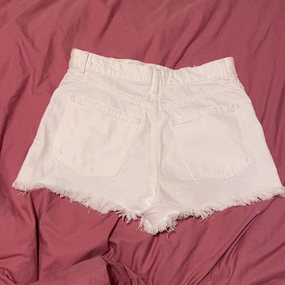 ZARA white jean shorts - Picture 2 of 3